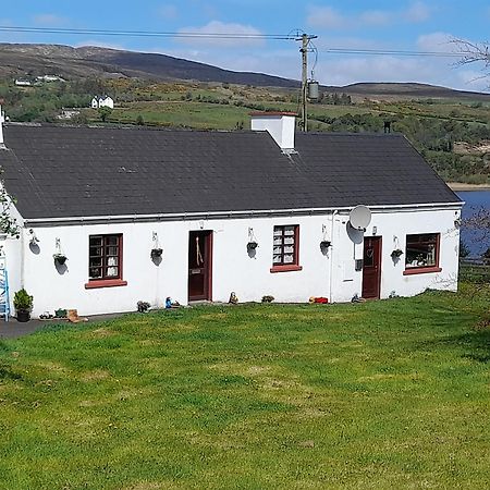 Granny'S Cottage, A Lovely Lakeside Cottage Donegal Town Exteriör bild